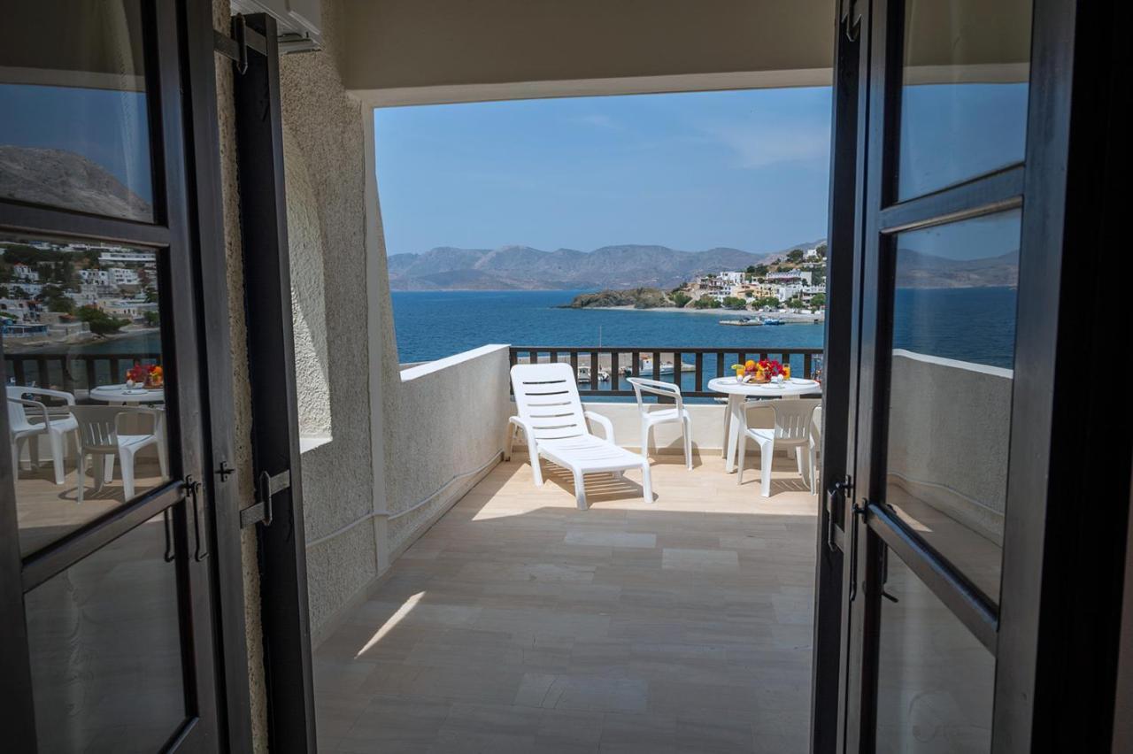 Pelagos Seafront Accommodation - Maria Myrties Exteriör bild