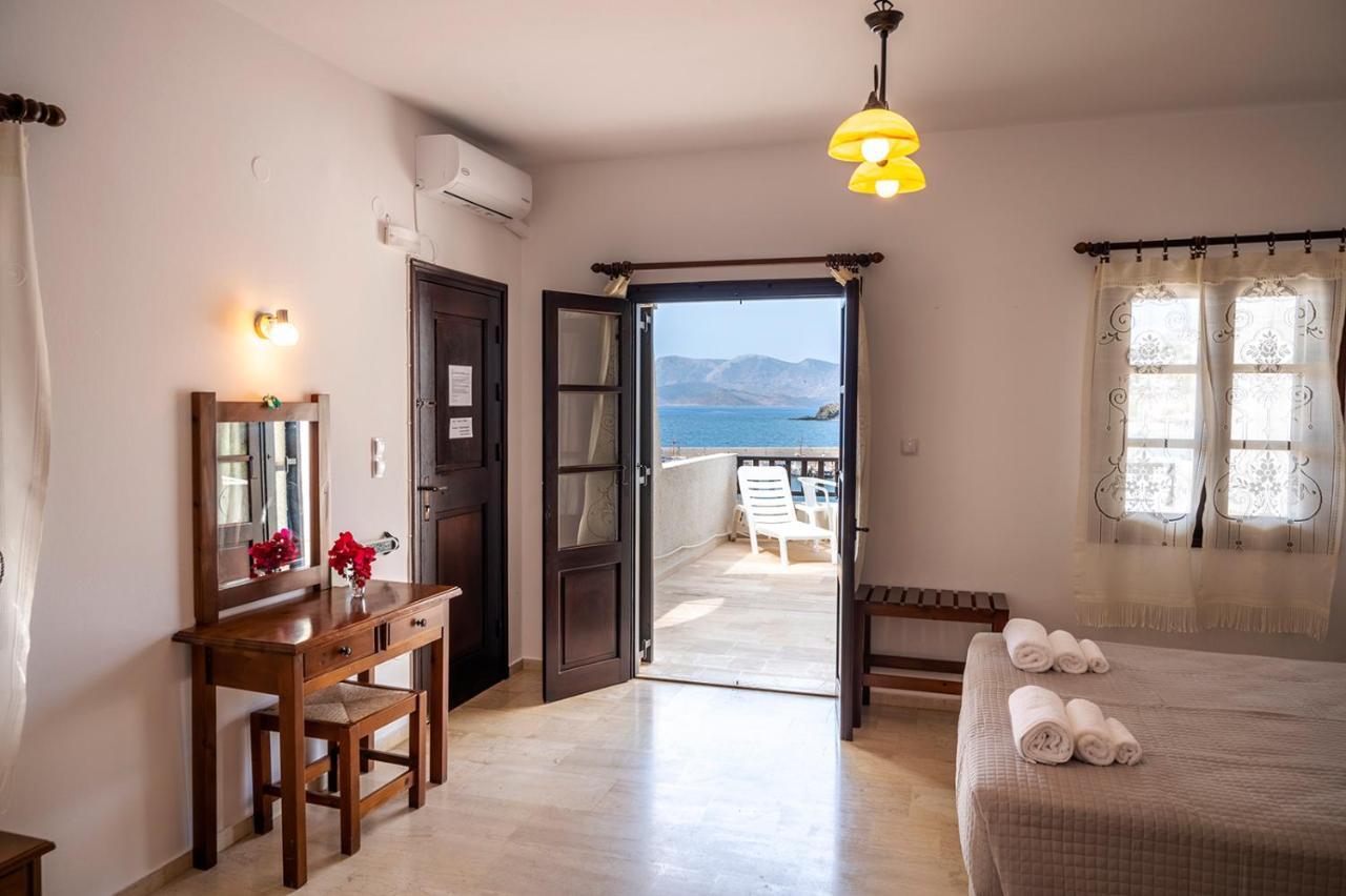 Pelagos Seafront Accommodation - Maria Myrties Exteriör bild
